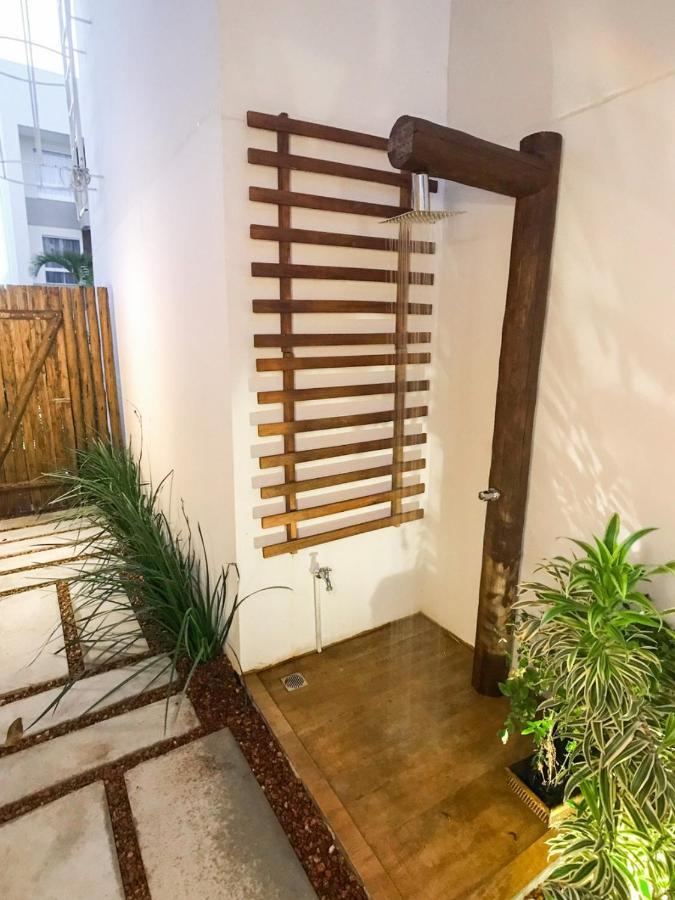Porto Smeralda Guarajuba 100M Praia Lejlighedshotel Eksteriør billede
